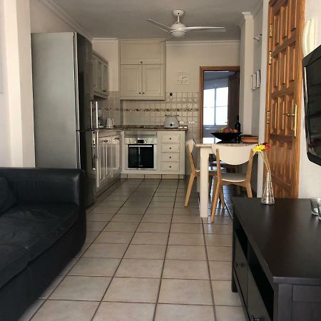 Apartamentos El Faro Puerto De Naos Extérieur photo