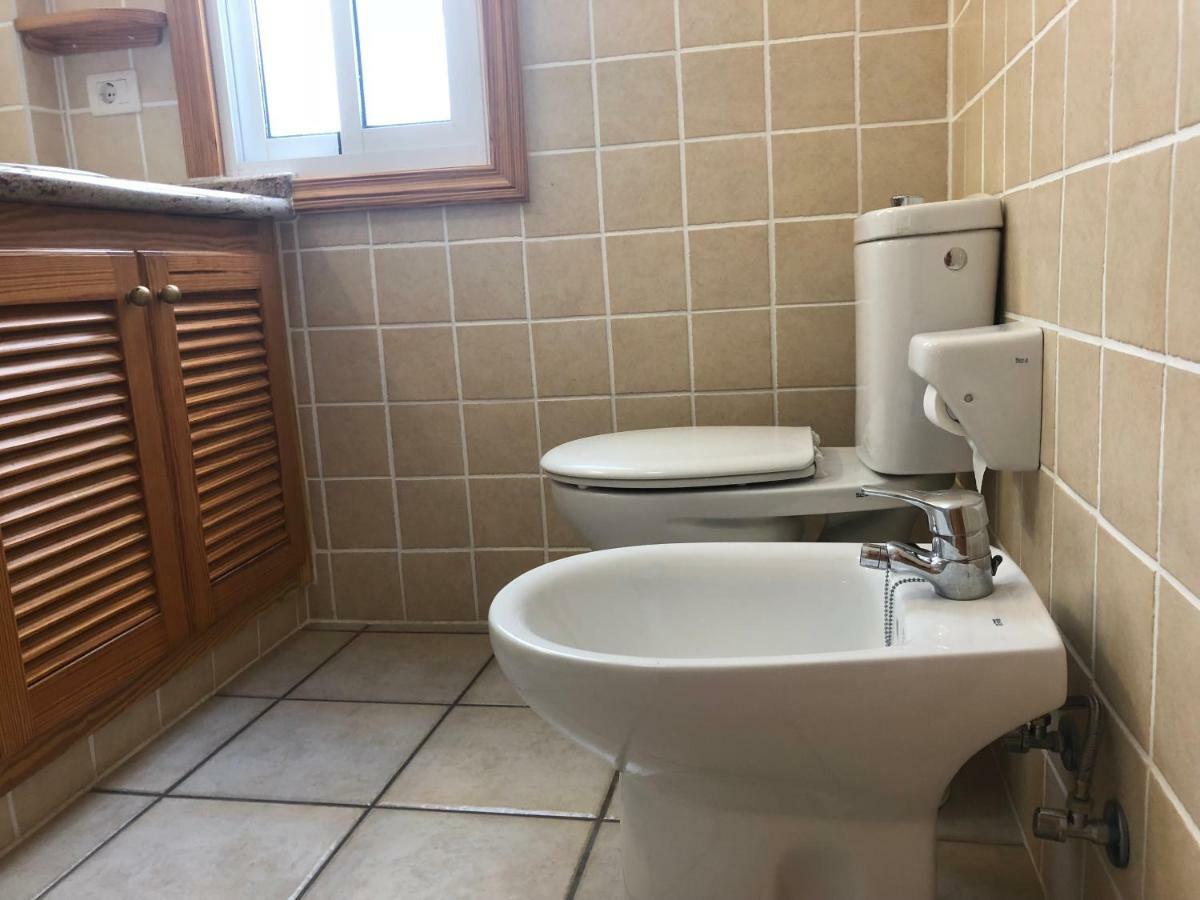 Apartamentos El Faro Puerto De Naos Extérieur photo